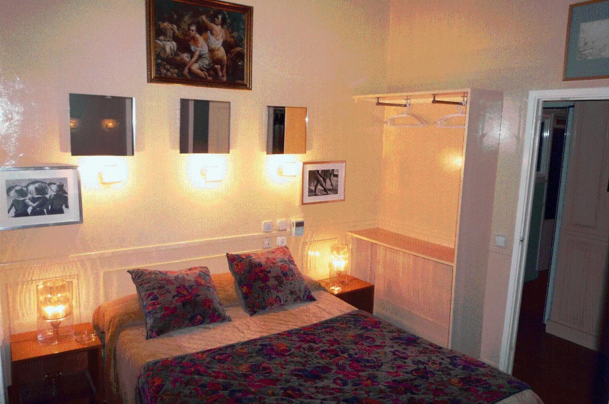 Hostal La Fontana — Photos 1